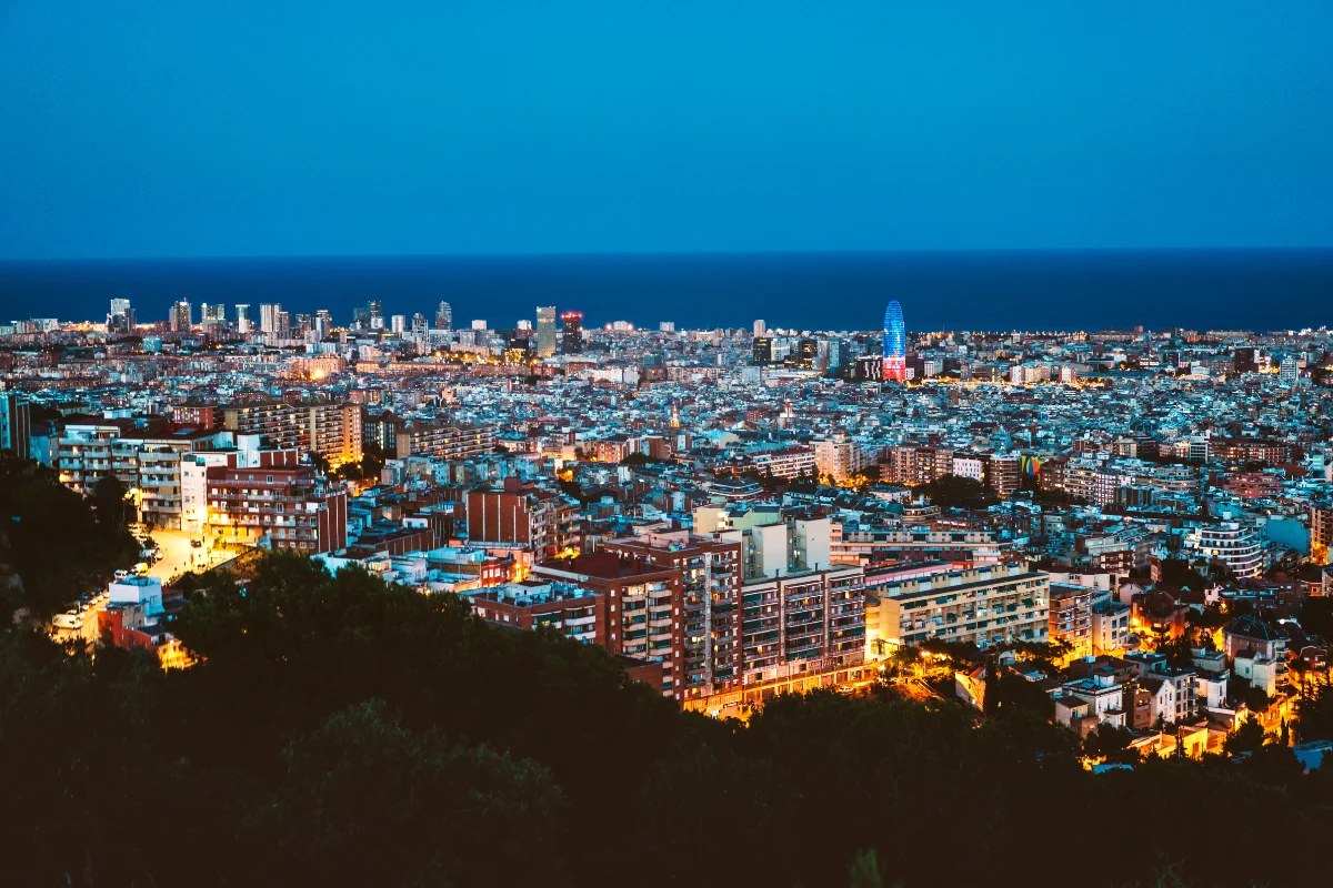 Qué hacer en Barcelona de noche, guía por tipo de plan y barrio