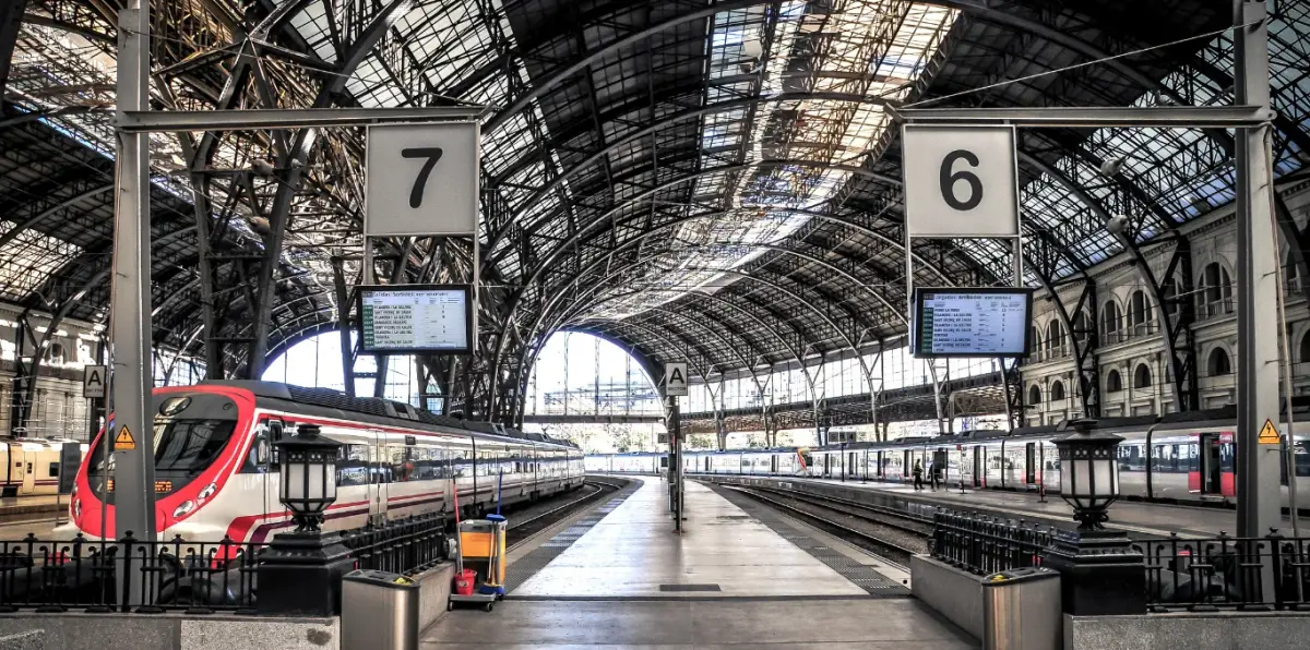 Barcelona Metro Ghost Stations and Hidden History