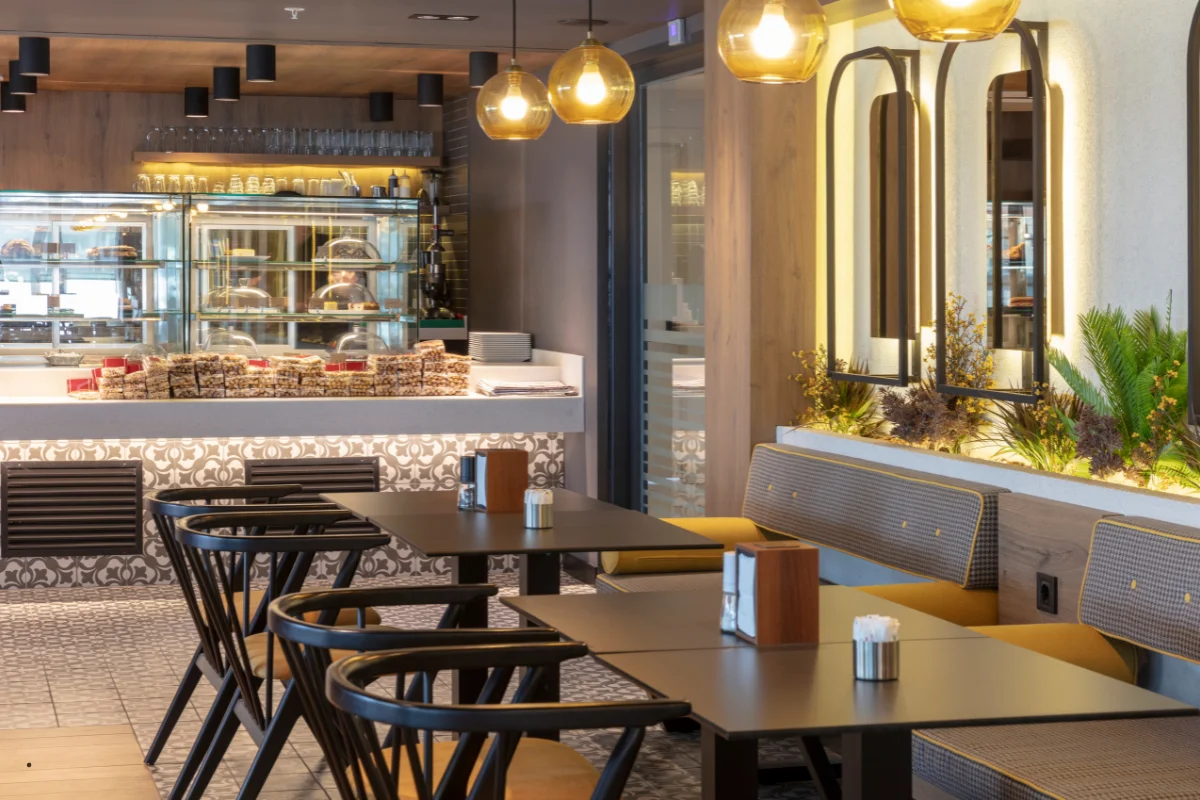 Cafeterías bonitas de Barcelona, doce espacios organizados por tipo de diseño