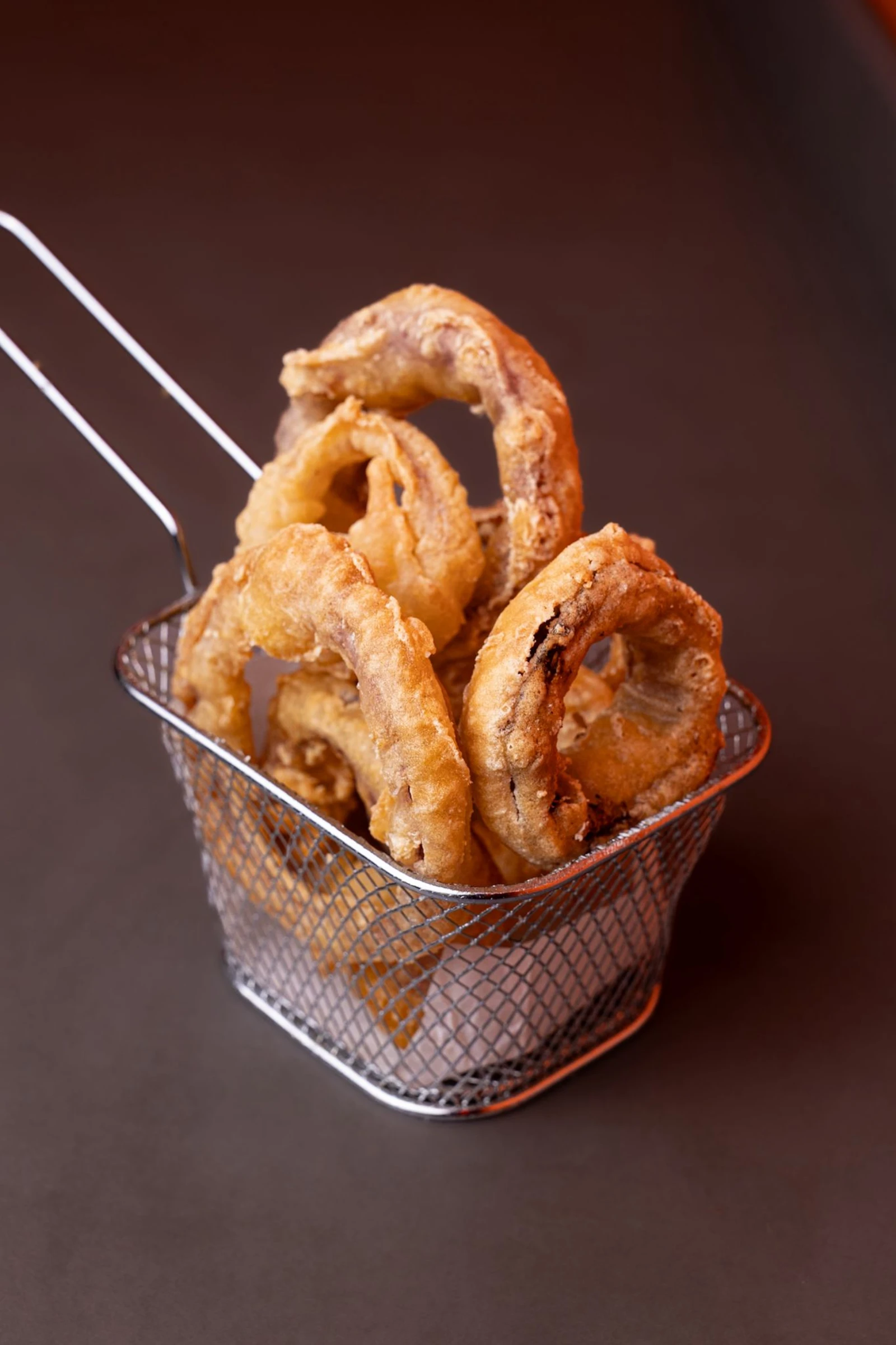 Anillos de Saturno, los aros de cebolla crujientes de Cosmo Burger Barcelona