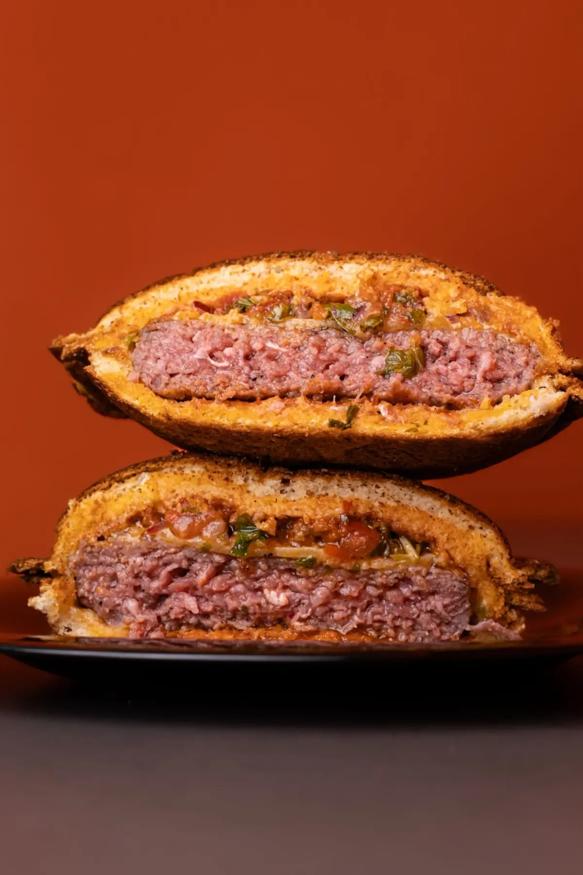 Hamburguesa sellada por el borde de Cosmo Burger