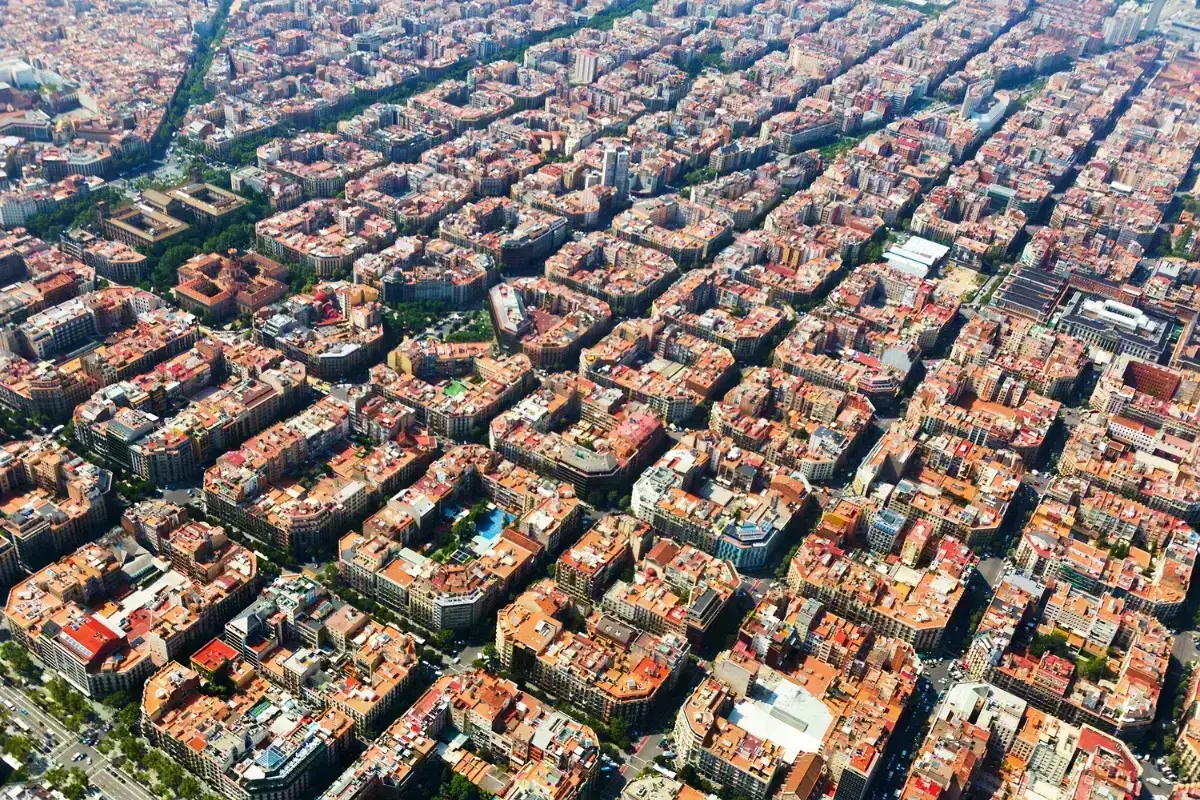Qué ver en Sants, el barrio que Barcelona anexionó a la fuerza