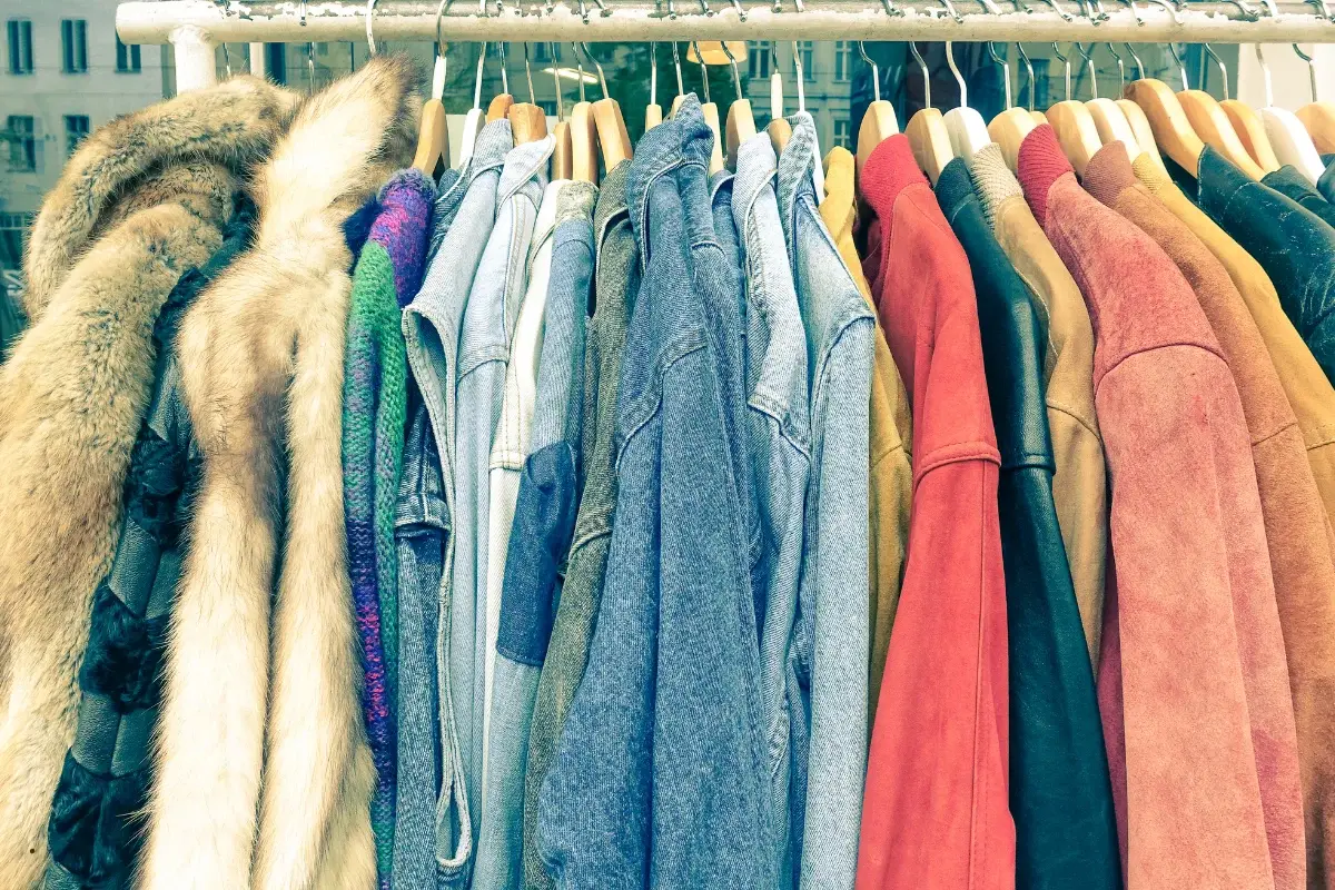 Mercadillos de segunda mano en Barcelona, cuál elegir según lo que buscas y cuándo ir